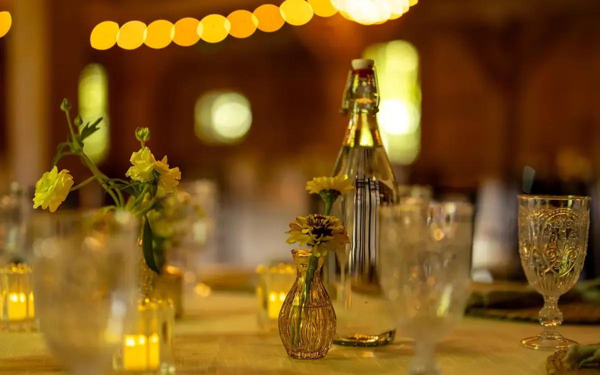 copper-collective-wedding-reception-table-bud-vase-1200